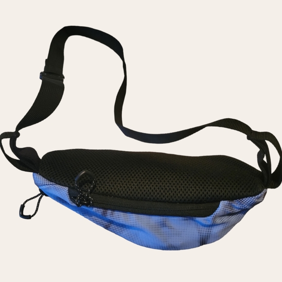 Puma fanny pack - Picture 3 of 3